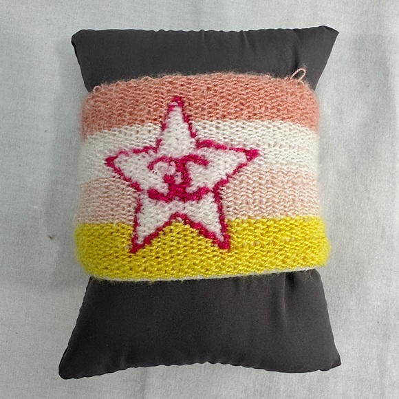 Vtg 2004 Chanel Sport Line Knit CC Logo Heart Star Wrist Sweatband Terry Cloth - Picture 2 of 11